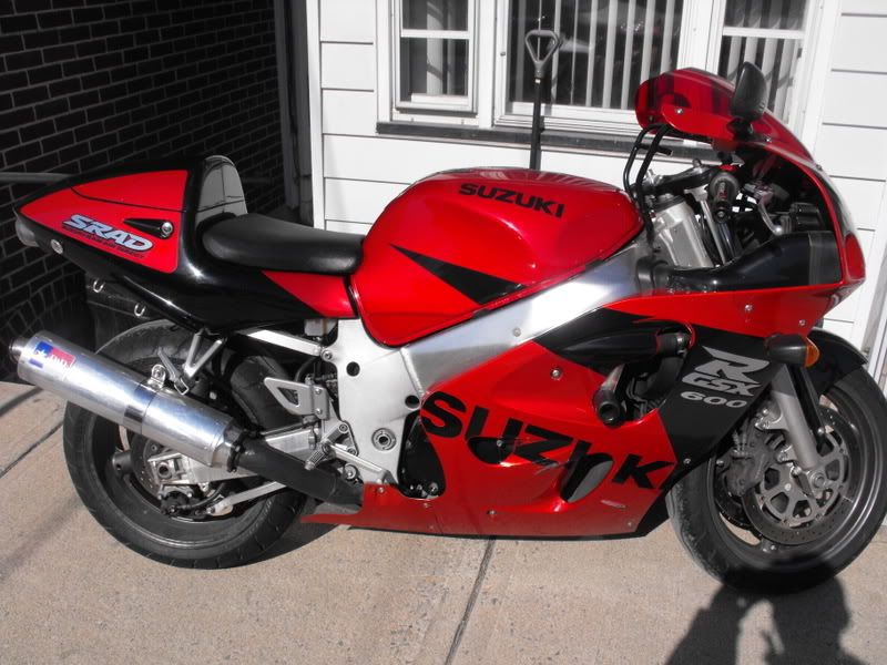 Heres my 98 Gsxr 600 (PICTURES) Suzuki GSXR Motorcycle Forums